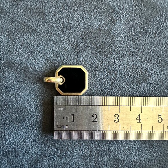 David Yurman Octagonal Amulet in 18K Yellow Gold w/ Black Onyx - 15mm - Picture 12 of 13